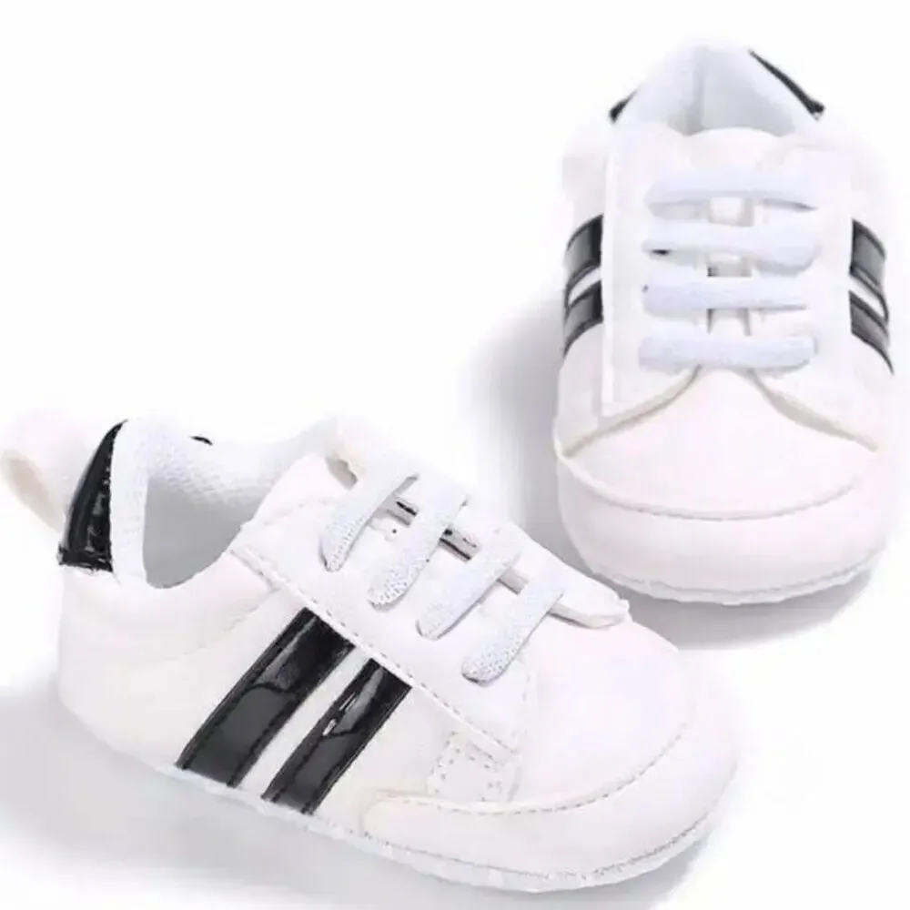 New baby boy girl soft sole sneakers 0-6 months size 1